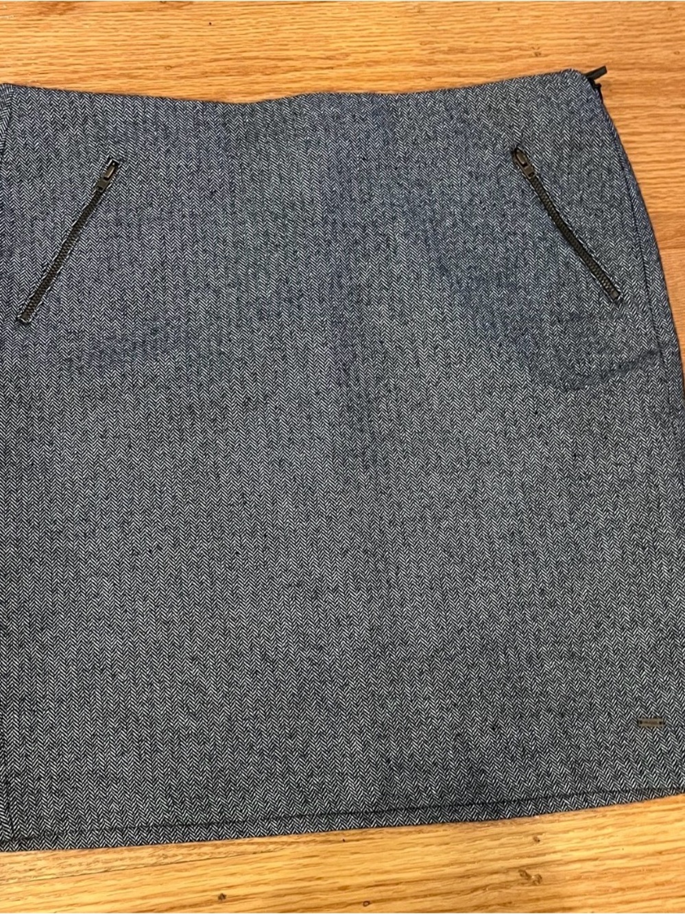 Tommy Hilfiger Italian Fabric Herringbone Dress Pants Size 8